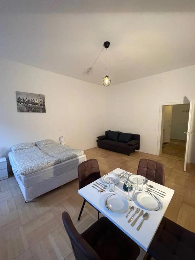 Family&Friends Apartments Schoenbrunn 비엔나 외부 사진