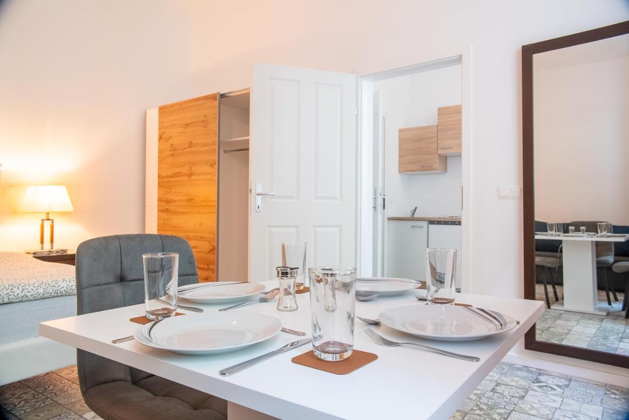 Family&Friends Apartments Schoenbrunn 비엔나 외부 사진